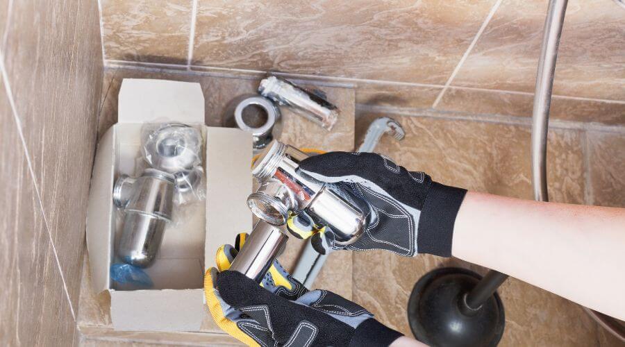 Professional gutter cleaning in Bushwood, MD